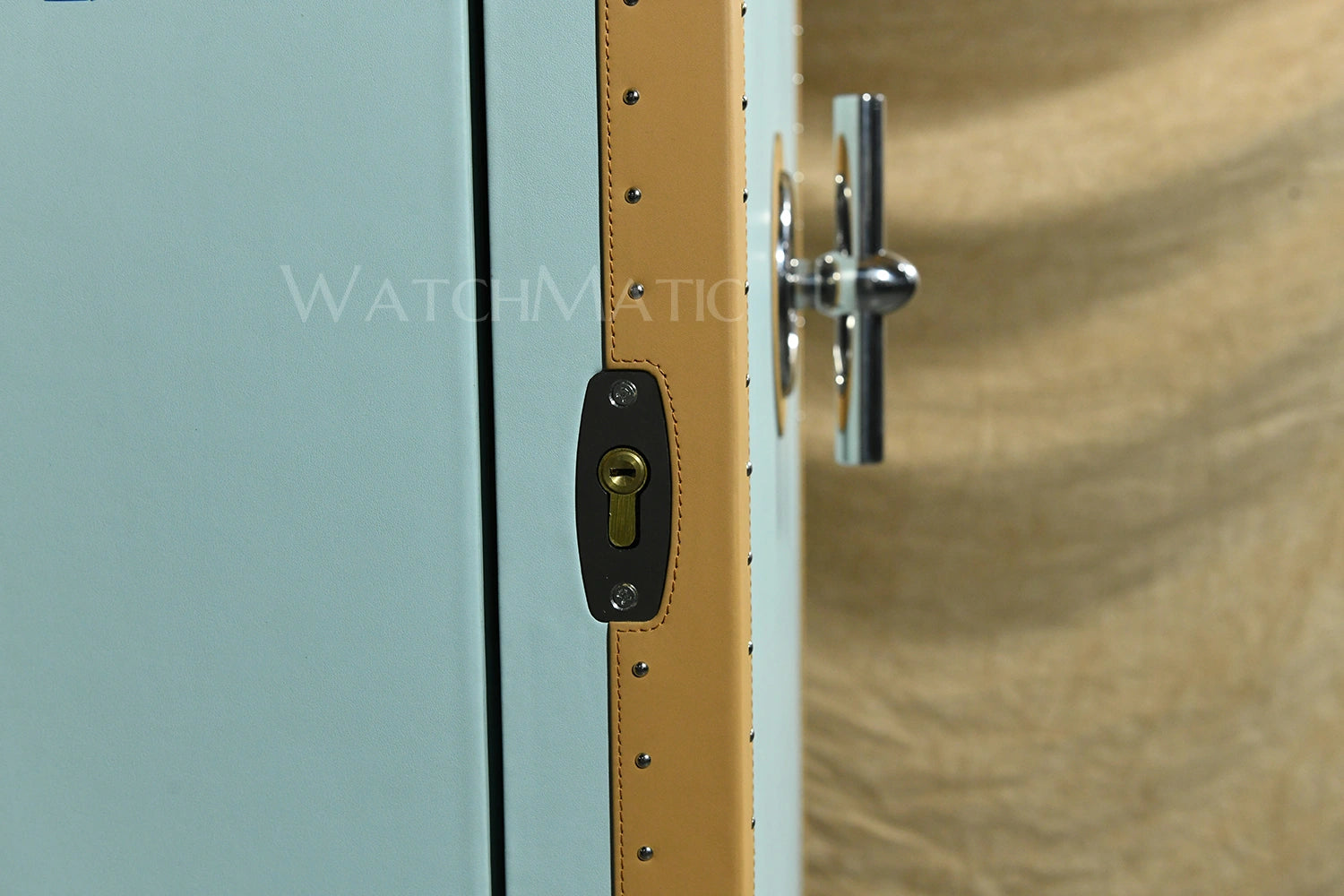 Sovereign™ 가죽 금고 - 이중 도어 시계 보관함