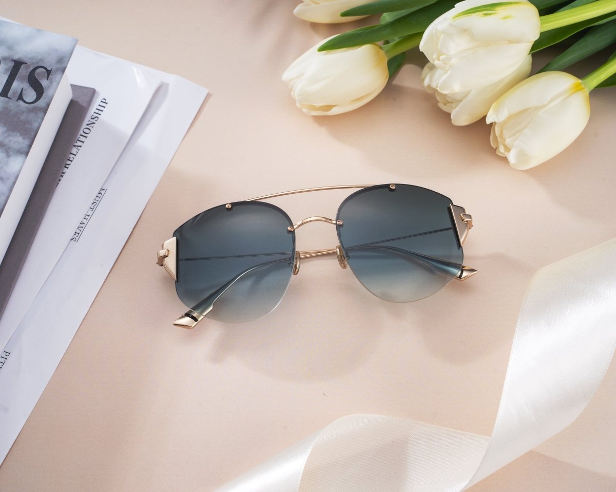 DIOR Stronger Women's Sunglasses DIORSTRONGER (000NE) - WatchMatic