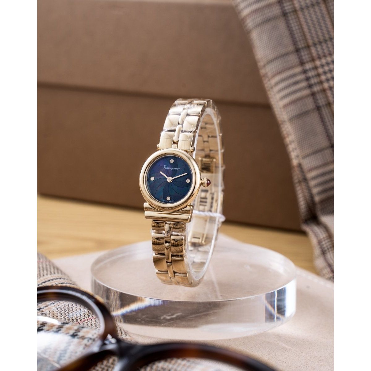 FERRAGAMO Gancini Women's Watch SFYE00922 - WatchMatic