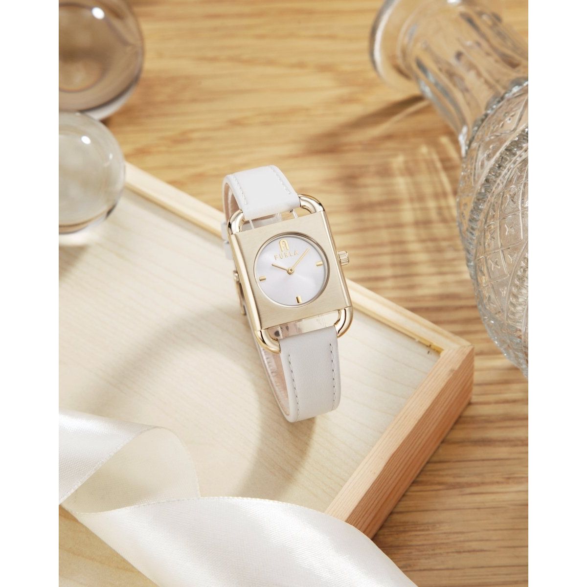 FURLA Arco Square Women's Watch WW00017008L2 - WatchMatic