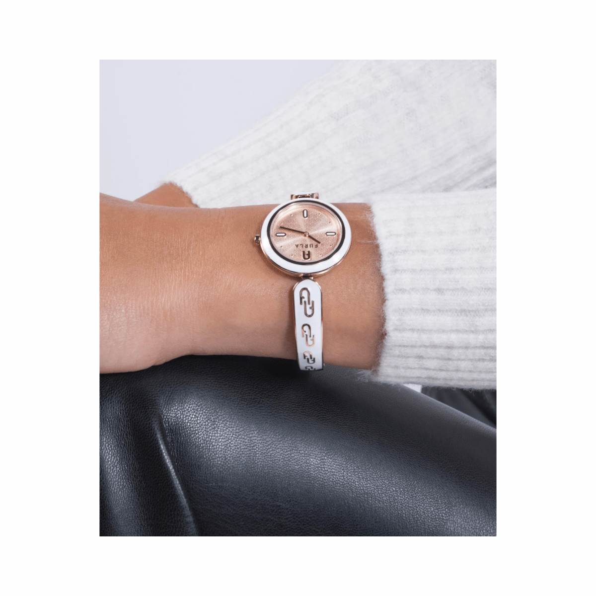 FURLA Bangle Women's Watch WW00045001L3 - WatchMatic