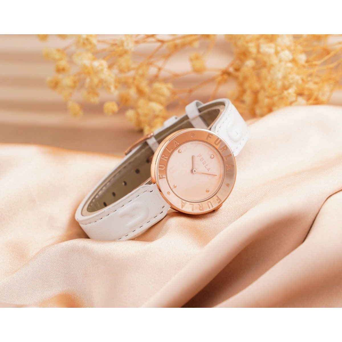 FURLA Essential Women's Watch WW00004005L3 - WatchMatic