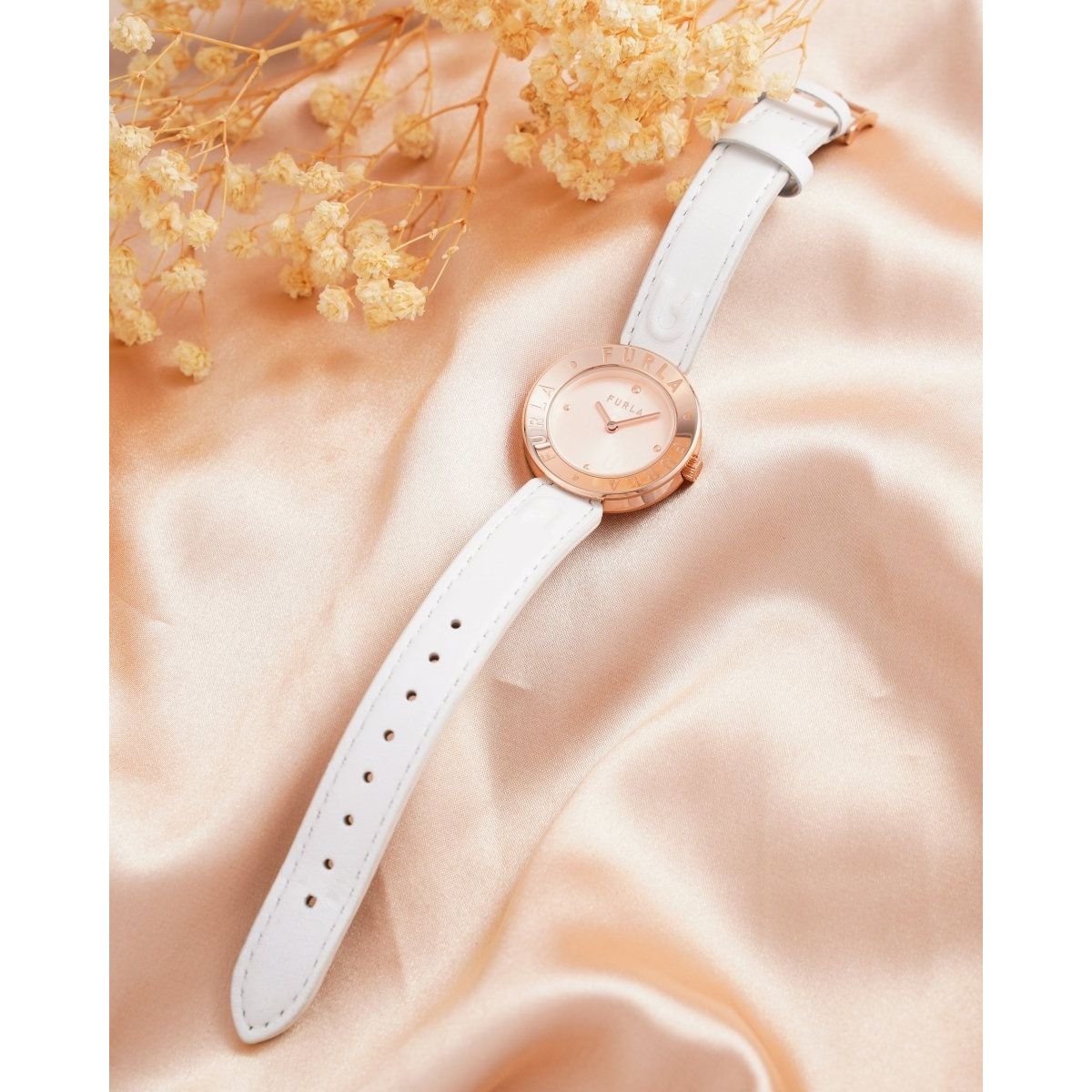 FURLA Essential Women's Watch WW00004005L3 - WatchMatic