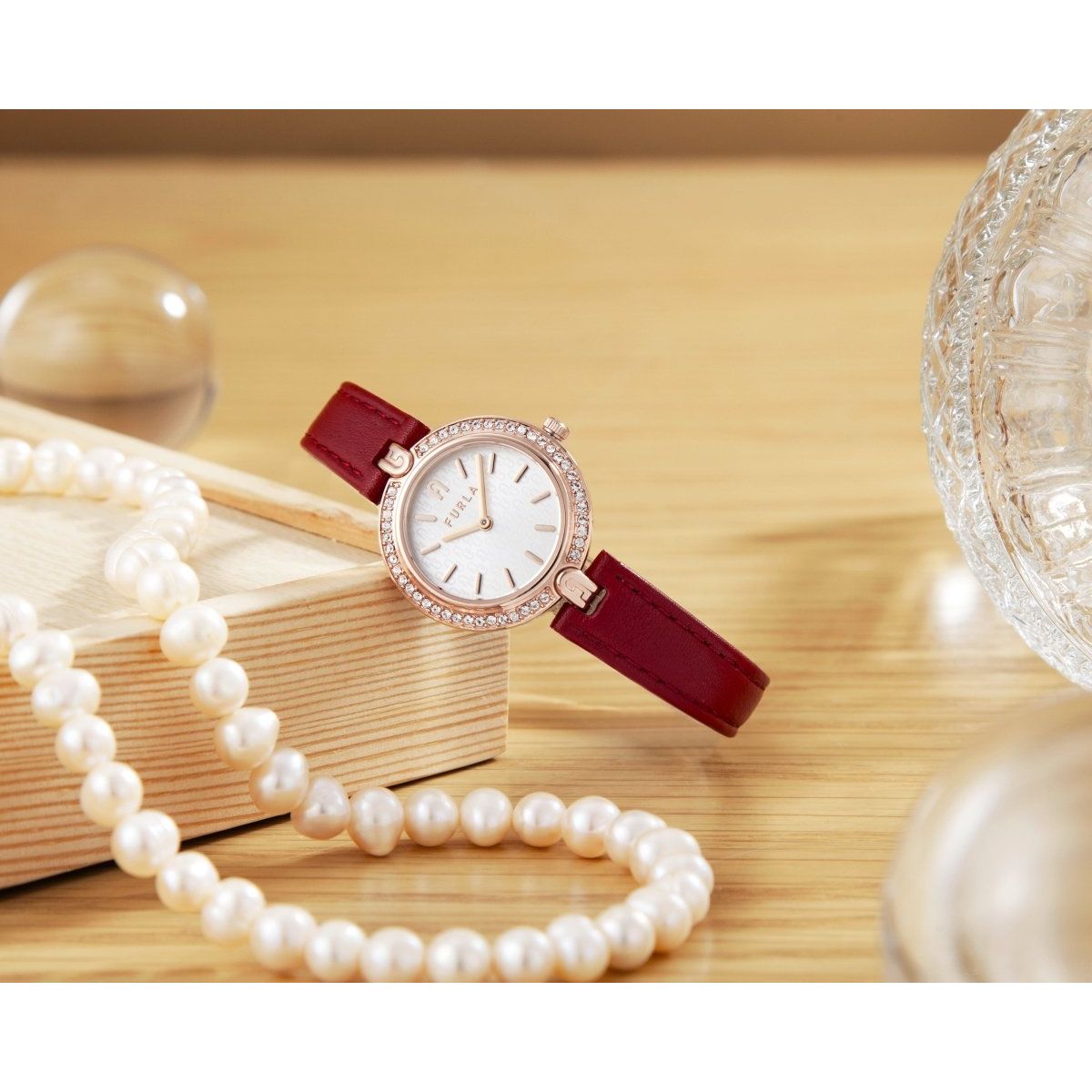 FURLA Logo Links Women's Watch WW00006005L3 - WatchMatic