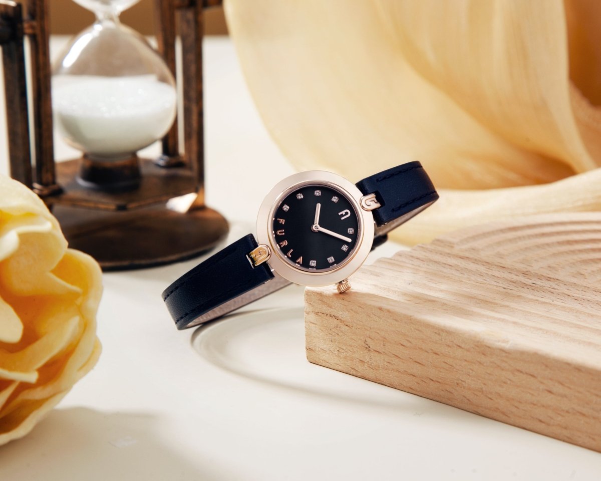 FURLA Logo Links Women's Watch WW00006013L3 - WatchMatic