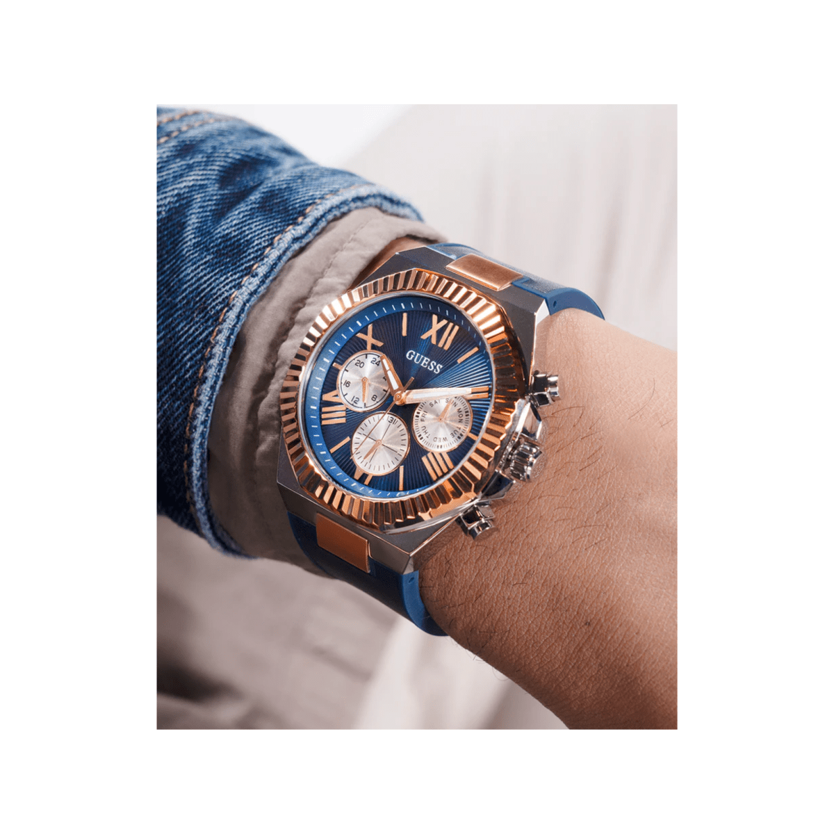 GUESS Equity Men's Watch GW0791G2 - WatchMatic