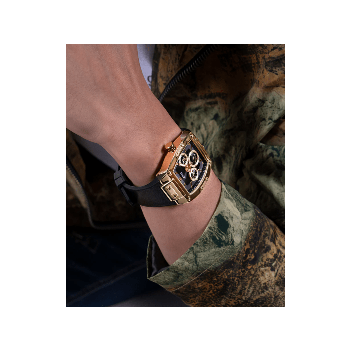 GUESS Phoenix Men's Watch GW0202G1 - WatchMatic