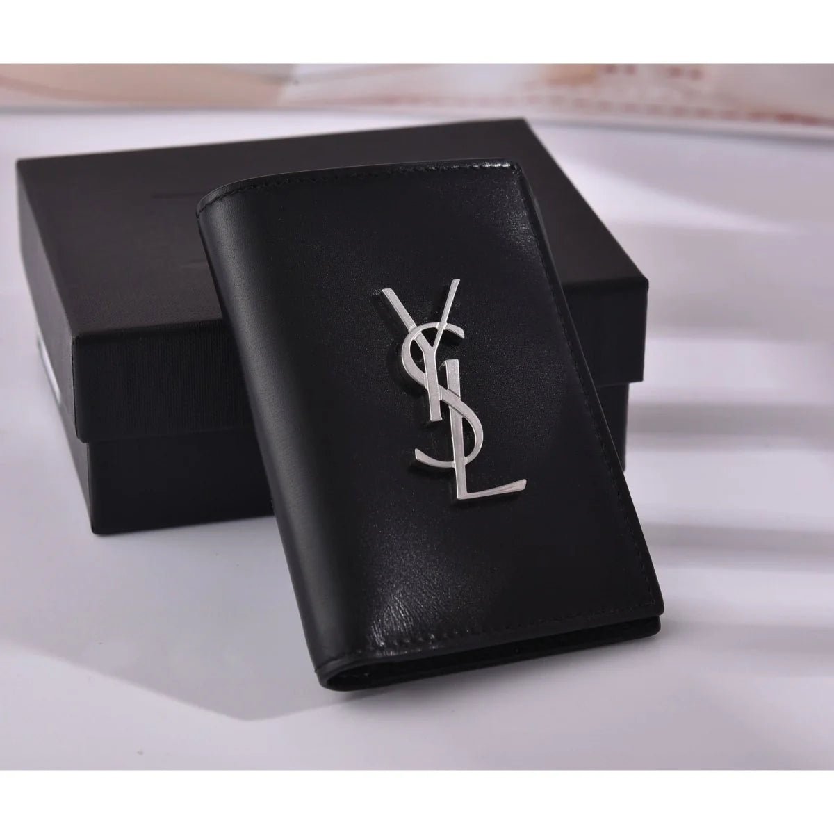 Logo Monogram Card Holder - WatchMatic