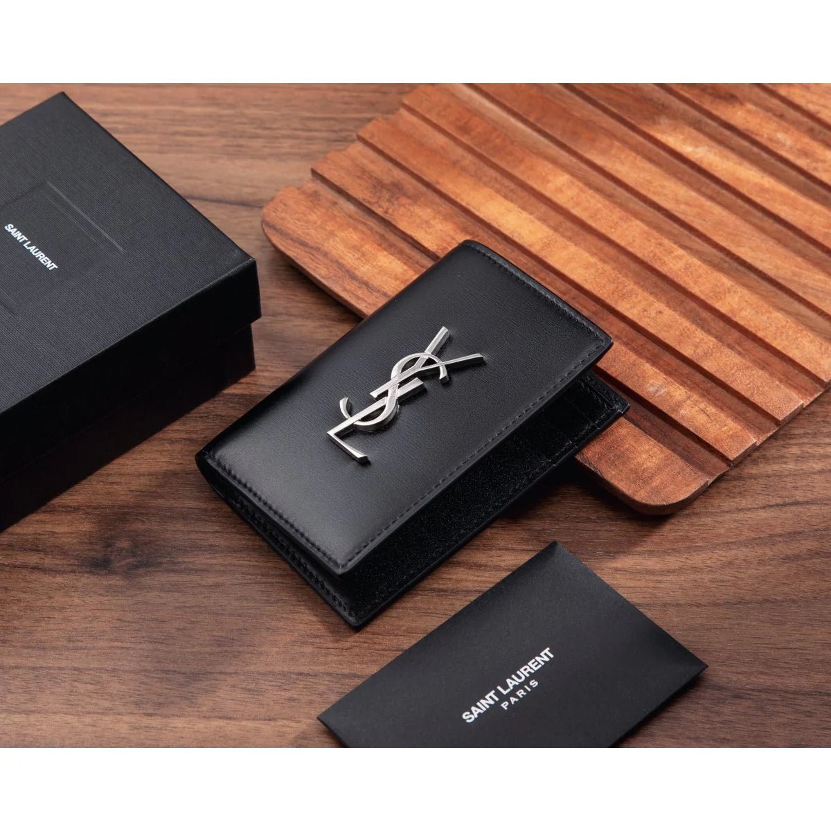 Logo Monogram Card Holder - WatchMatic