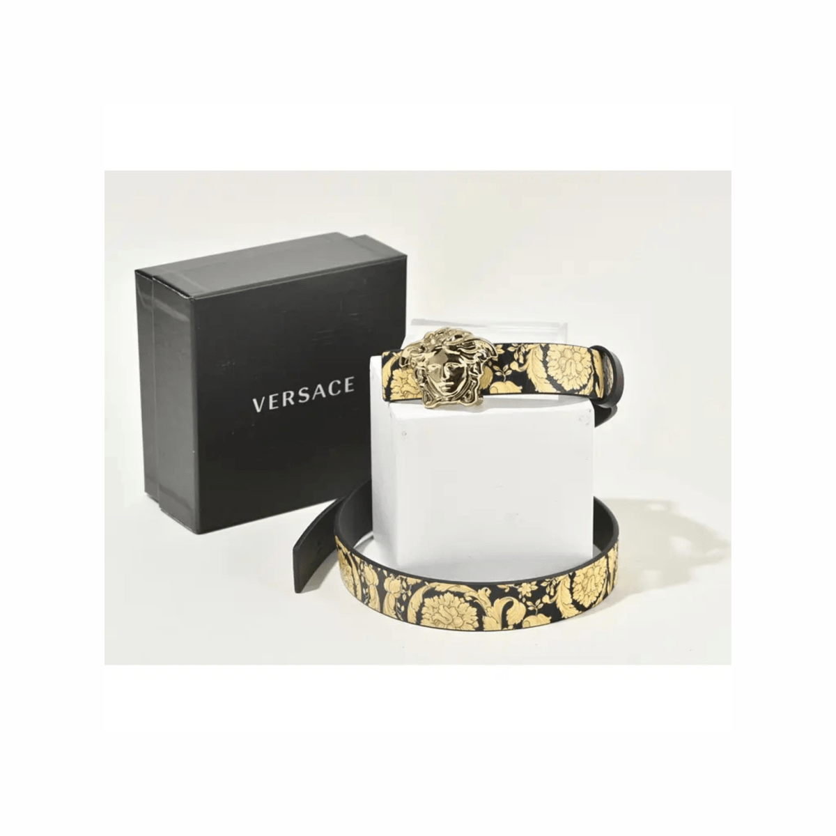 Medusa Leather Belt - WatchMatic