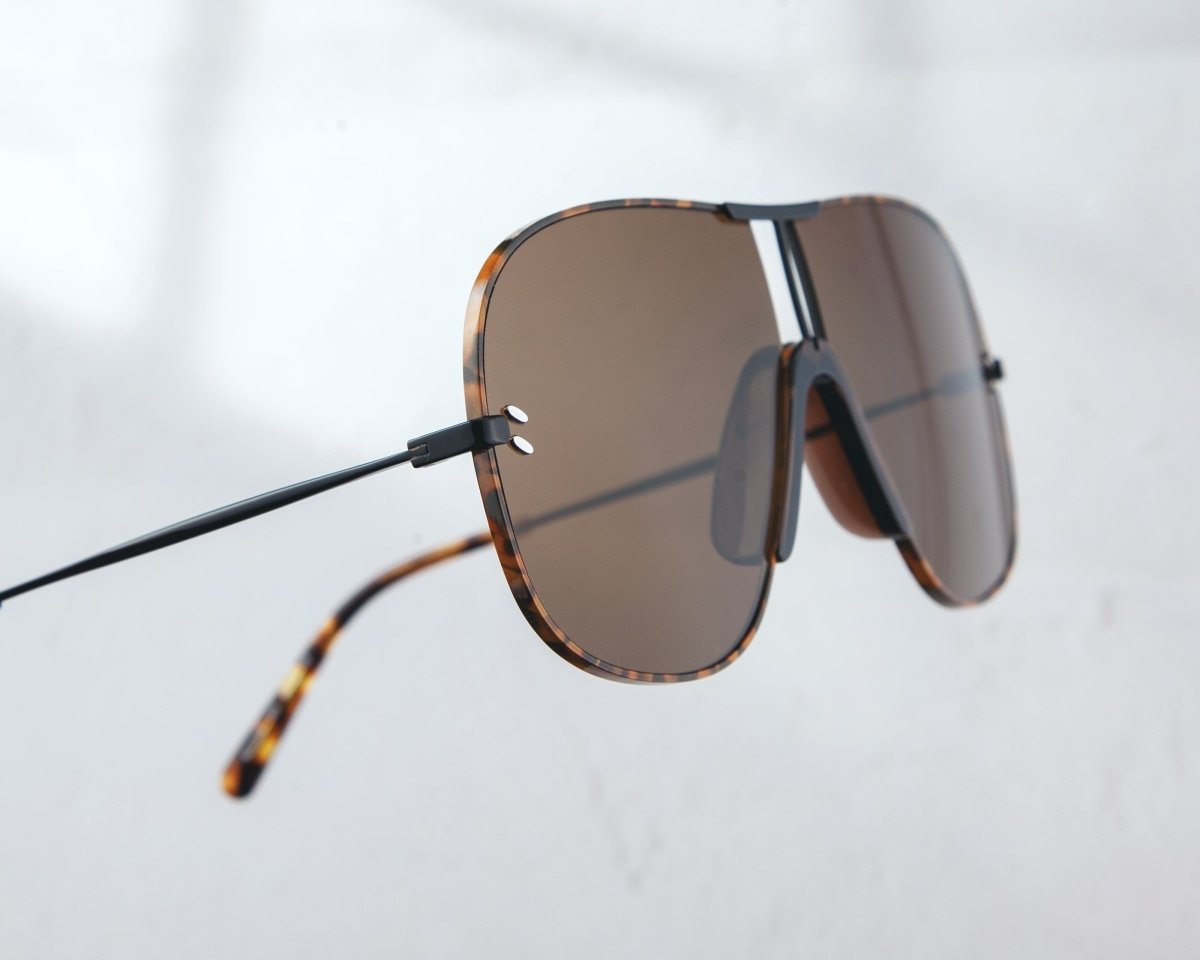 STELLA MCCARTNEY Women's Sunglasses SC0137S - 30002546003 - WatchMatic