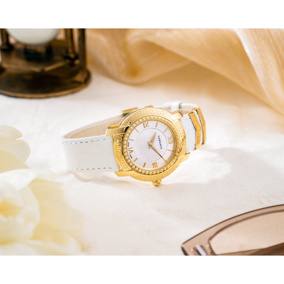 VERSACE Dv25 Round Women's Watch VAM010016 - WatchMatic