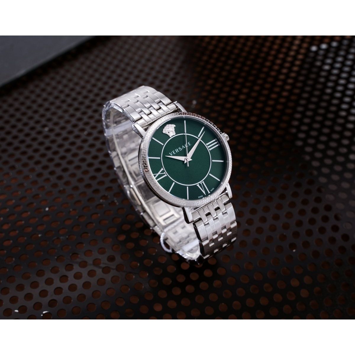 VERSACE Eternal Gent Men's Watch VEKA00522 - WatchMatic