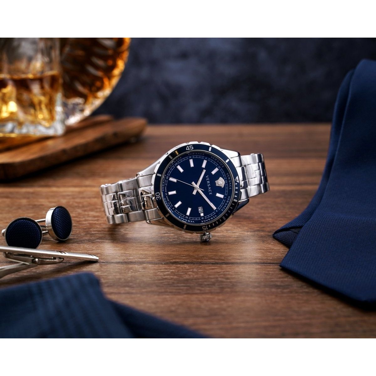 VERSACE Hellenyium Gent Men's Watch VE3A00922 - WatchMatic