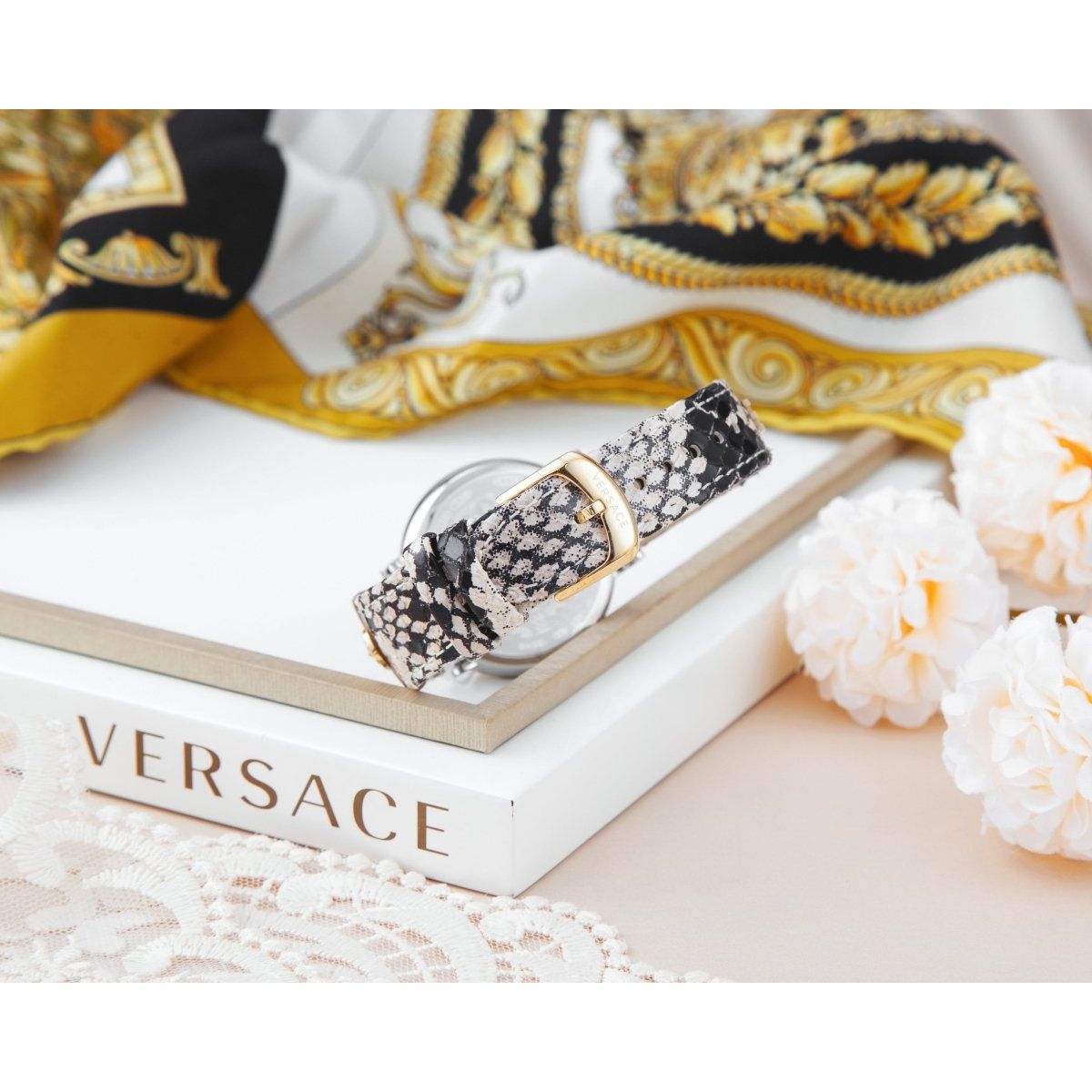 VERSACE V - Circle Women's Watch VE8104422 - WatchMatic