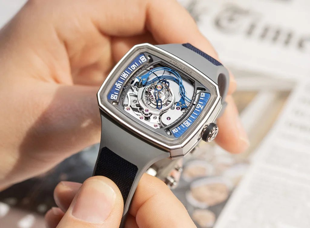 Best Watch Winder for HAUTLENCE Watches: Automatic vs. Manual Movement Guide - WatchMatic