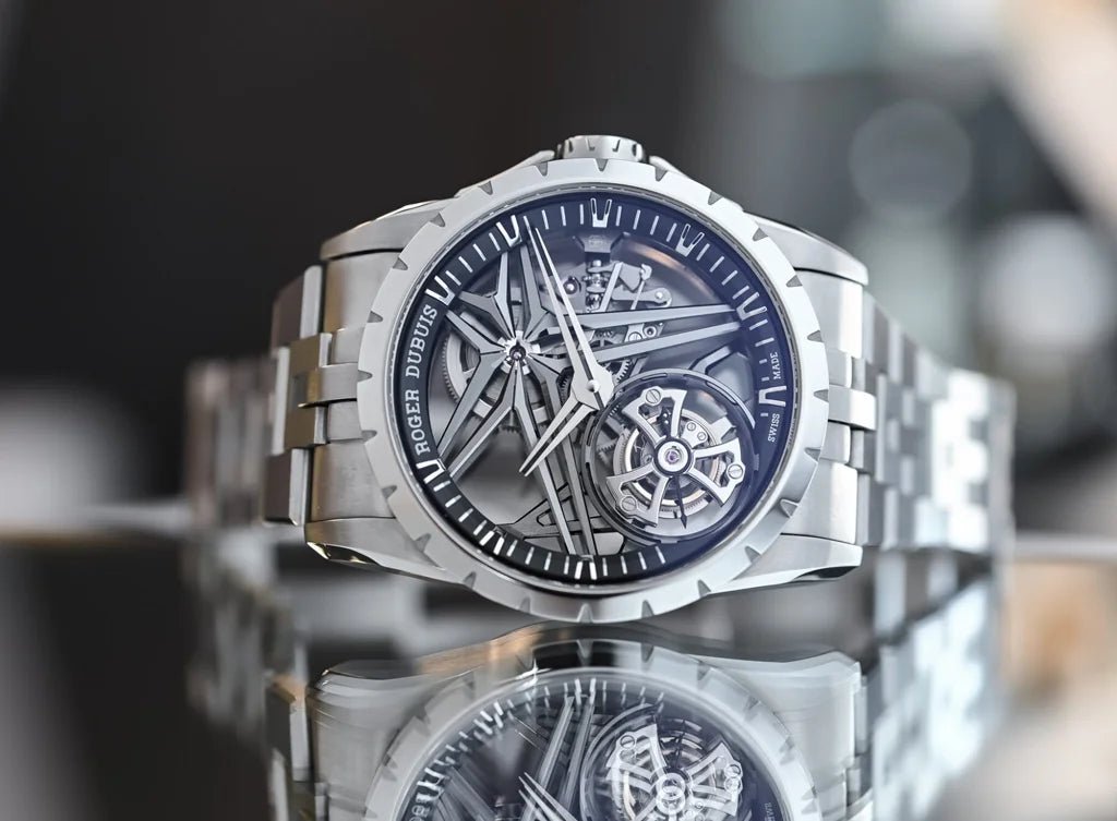 Best Watch Winder for Roger Dubuis Watches: Automatic vs. Manual Guide - WatchMatic
