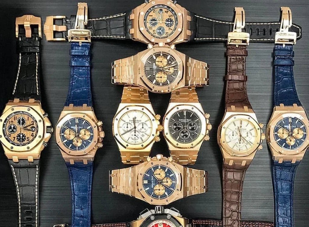 Luxury Watch Storage for Large Collections: A Complete Guide - WatchMatic