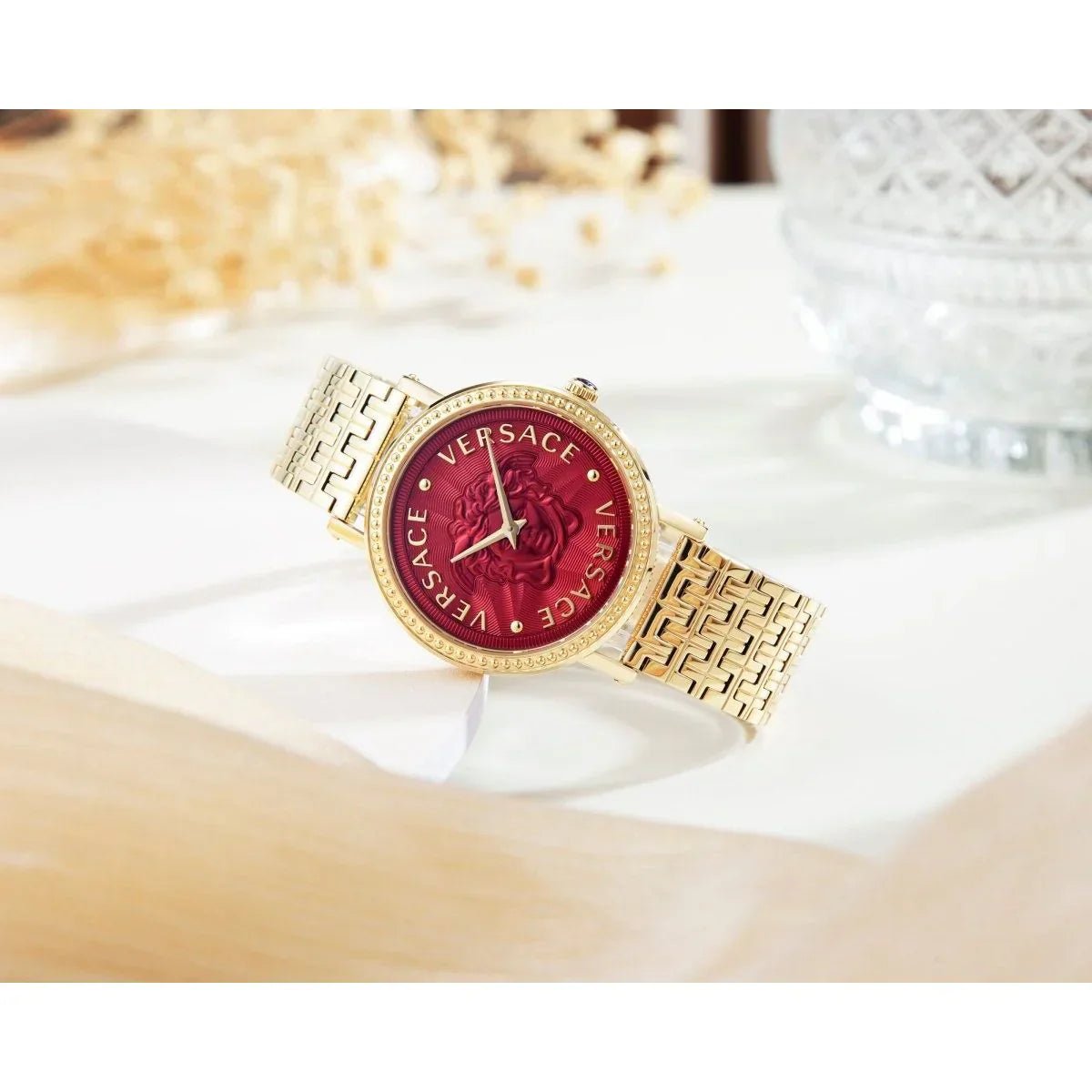 Stylish Watches for Girlfriend or Wife – Christmas Gifts She’ll Love - WatchMatic