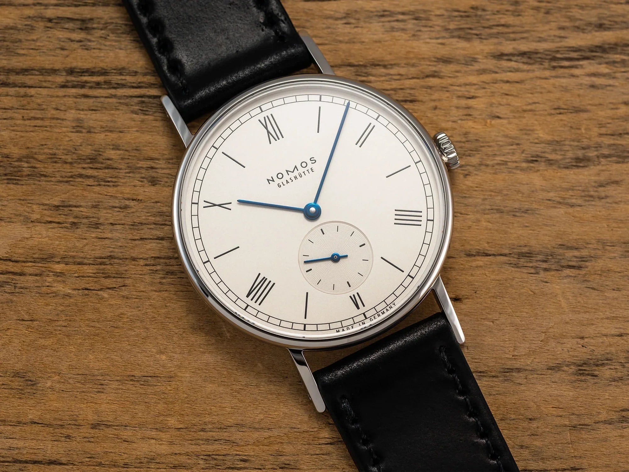 Watch Winder for Nomos Glashütte Watches: Settings and Recommended Watch Winders - WatchMatic
