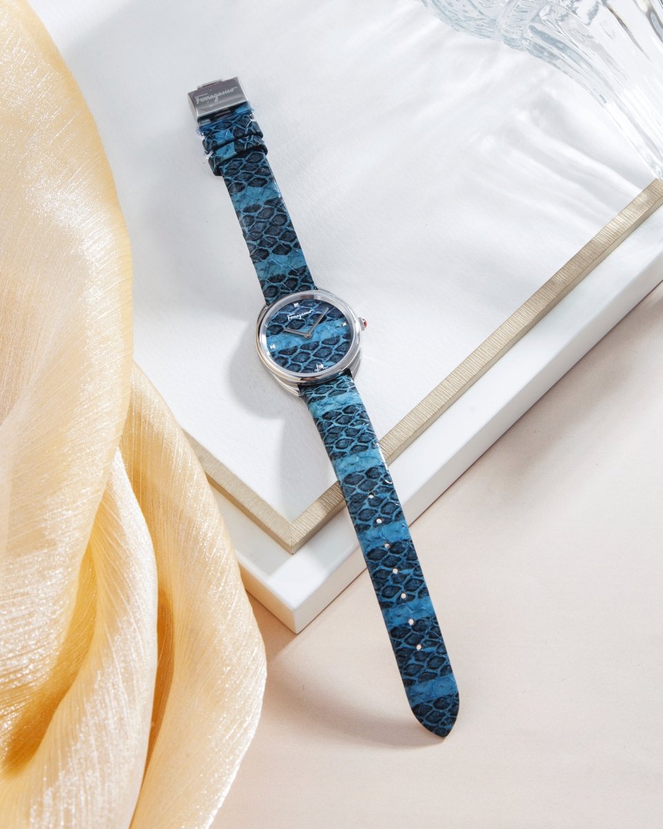 FERRAGAMO Cuir Women's Watch  - WatchMatic