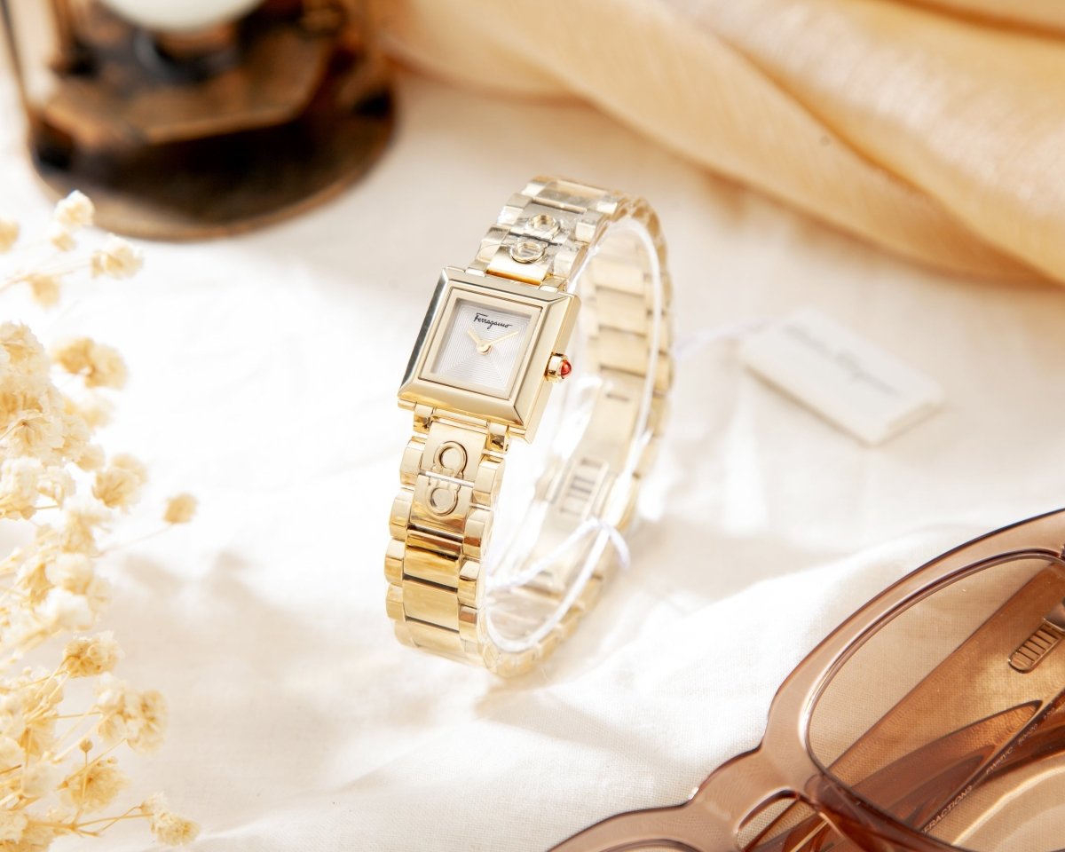 FERRAGAMO Square Women's Watch  - WatchMatic