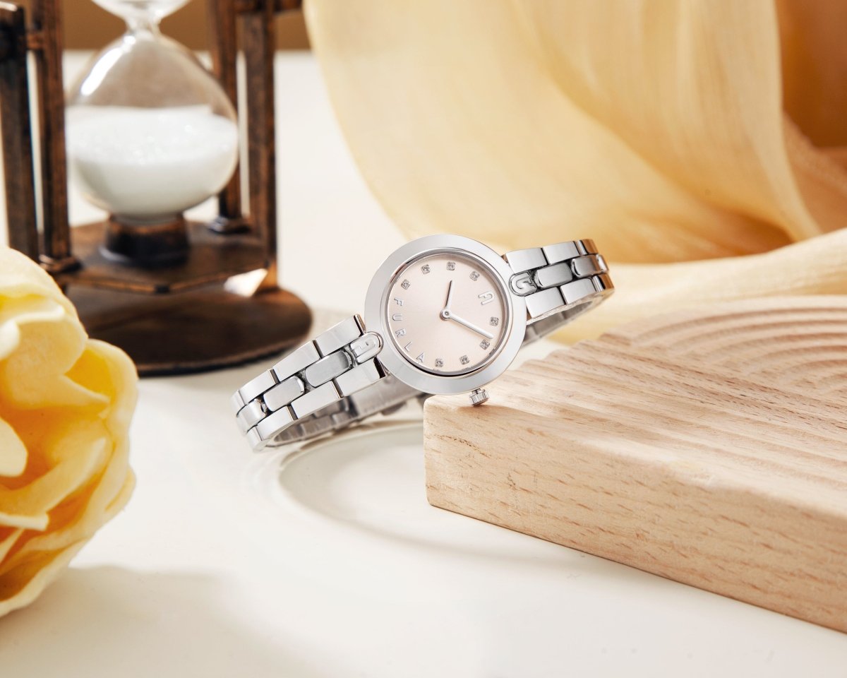 FURLA Logo Links Women's Watch WW00006010L1 - WatchMatic
