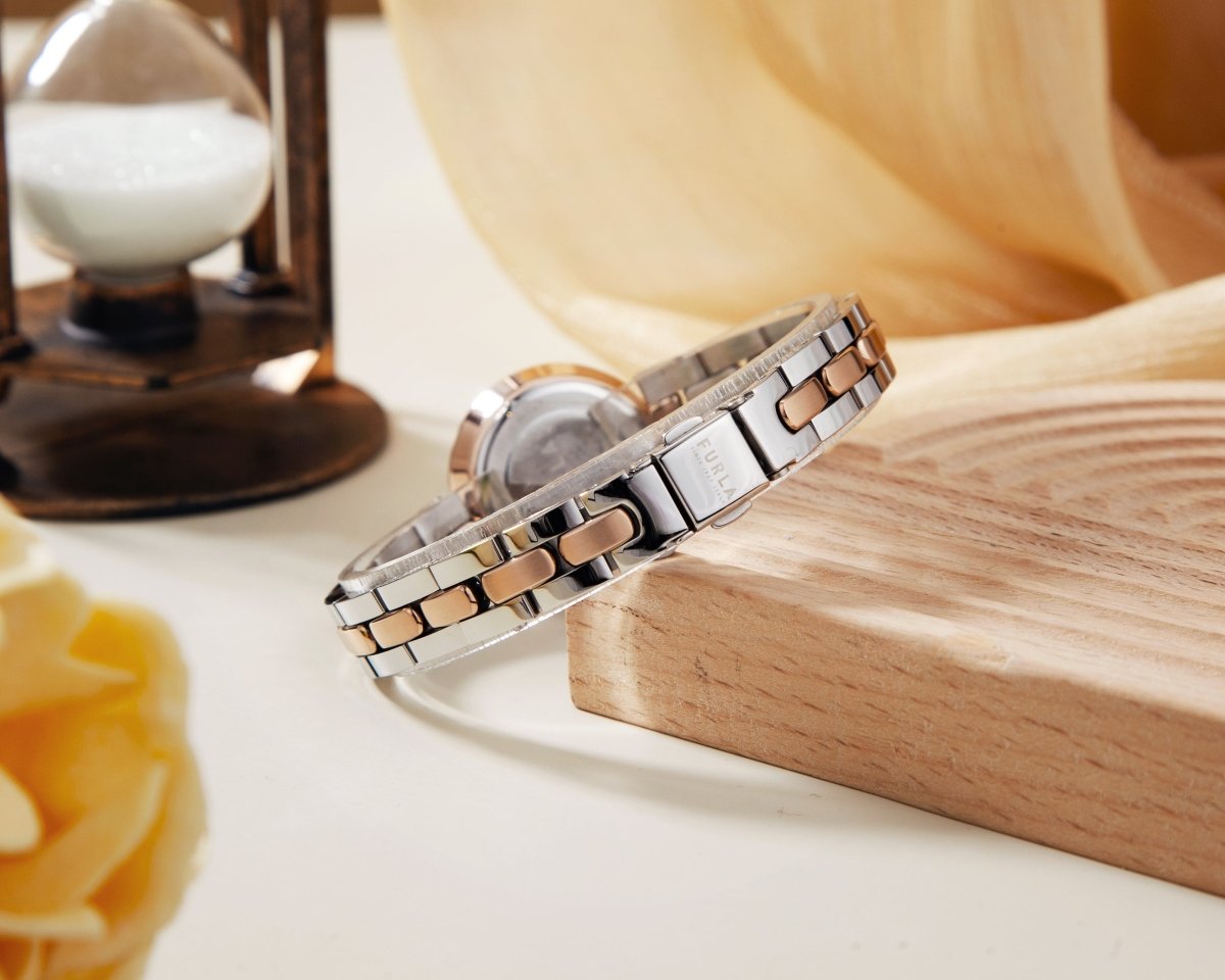 FURLA Logo Links Women's Watch WW00006012L5 - WatchMatic