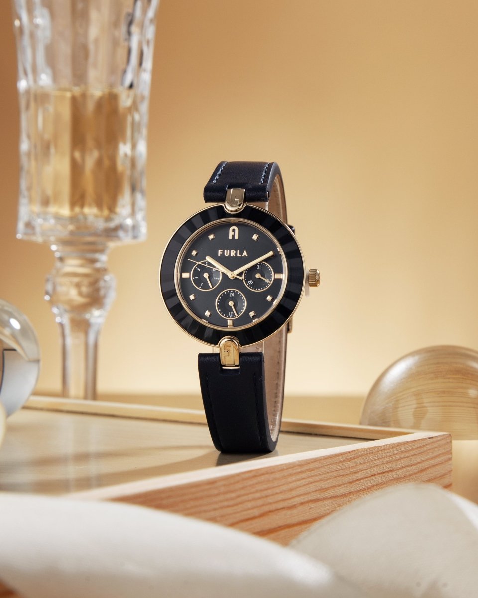 FURLA Logo Links Women's Watch WW00030011L2 - WatchMatic