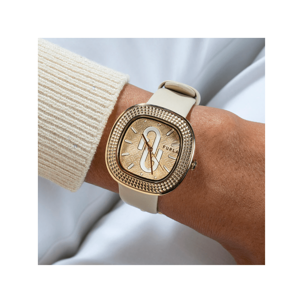 FURLA Tv Shape Women's Watch WW00048005L2 - WatchMatic