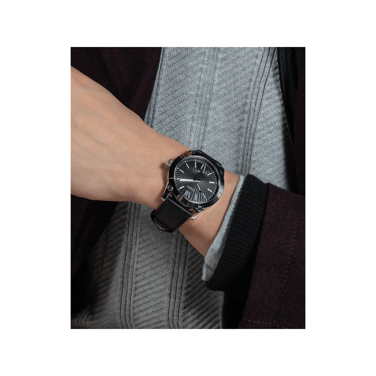GUESS Crescent Men's Watch GW0630G1 - WatchMatic