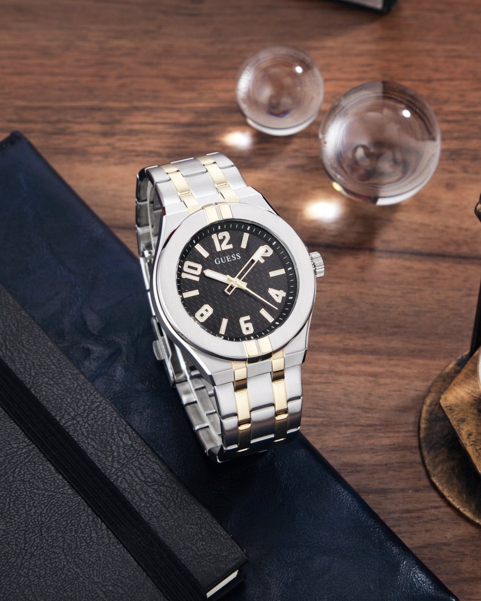 GUESS Escape Men's Watch GW0661G4 - WatchMatic
