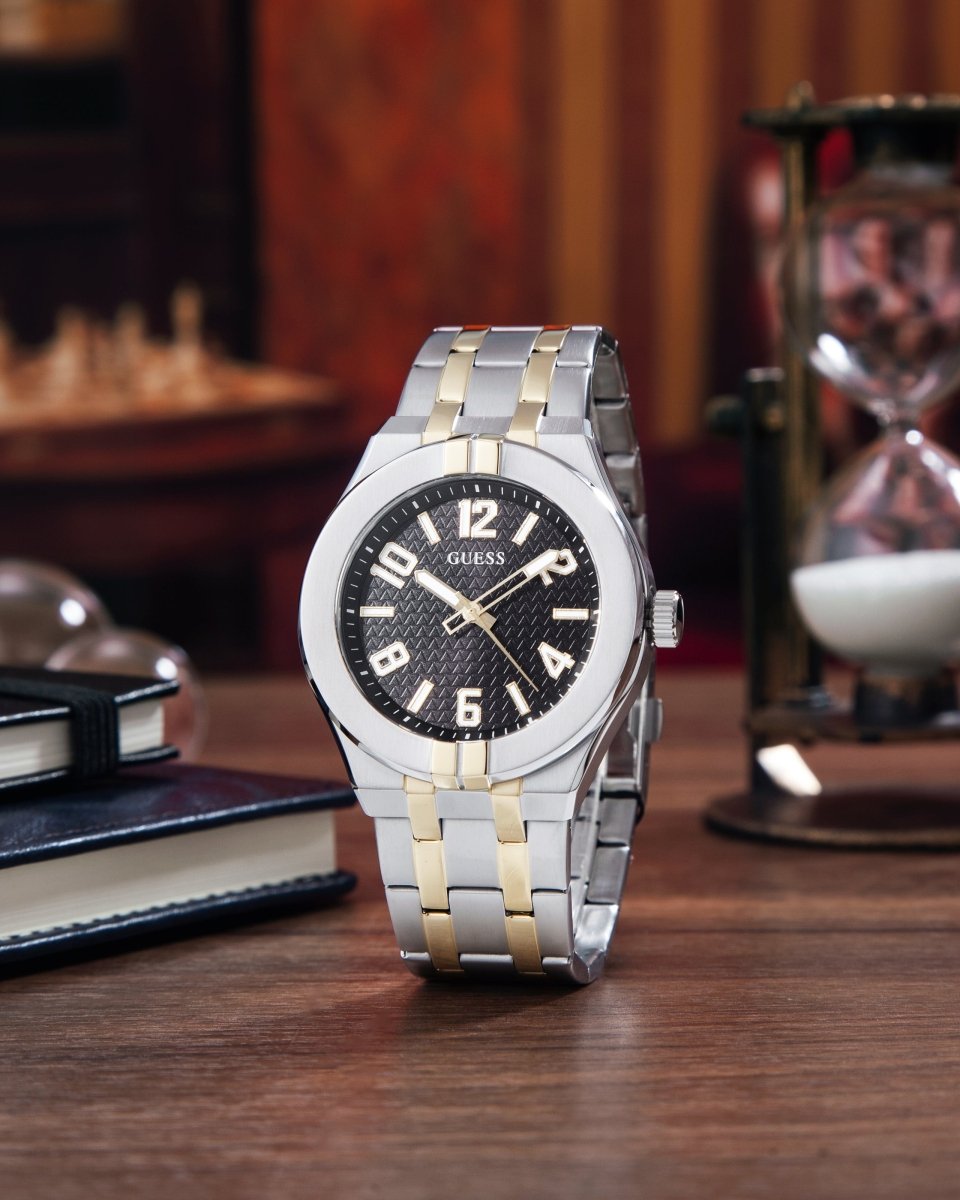 GUESS Escape Men's Watch GW0661G4 - WatchMatic
