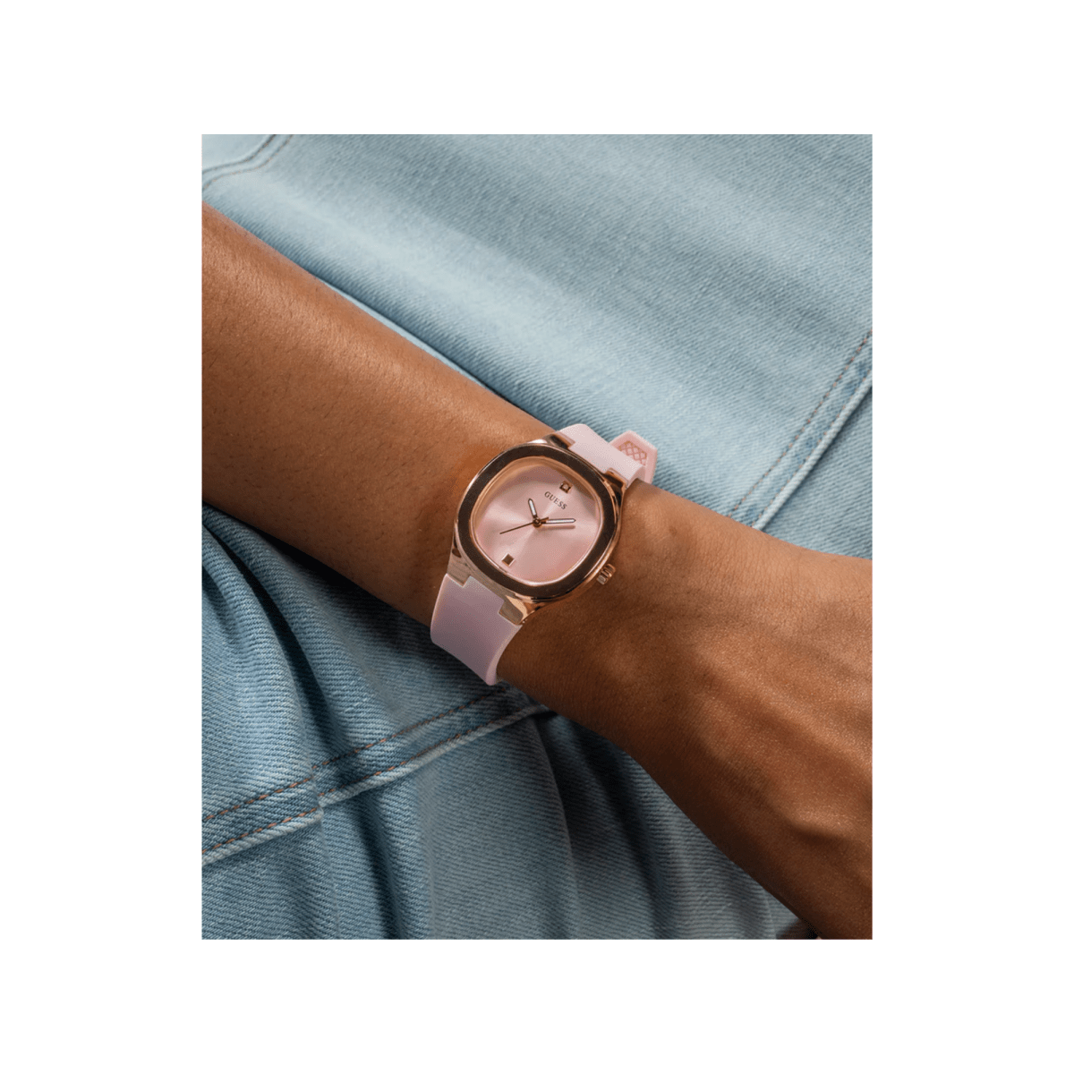 GUESS Eve Women's Watch GW0658L2 - WatchMatic
