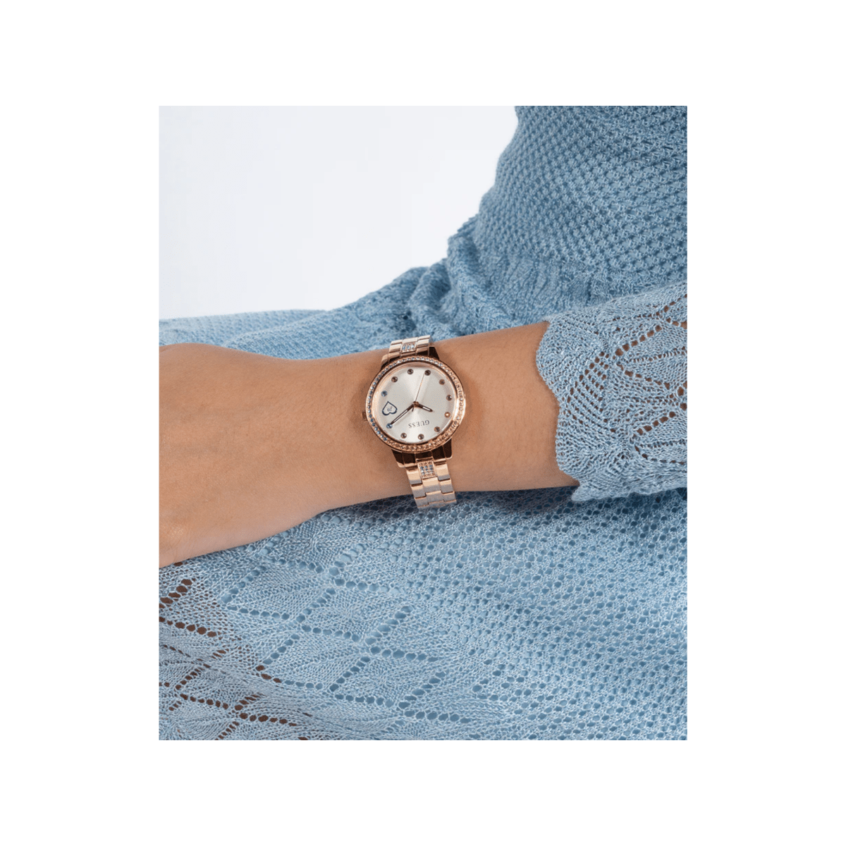 GUESS Three Of Hearts Women's Watch GW0657L3 - WatchMatic