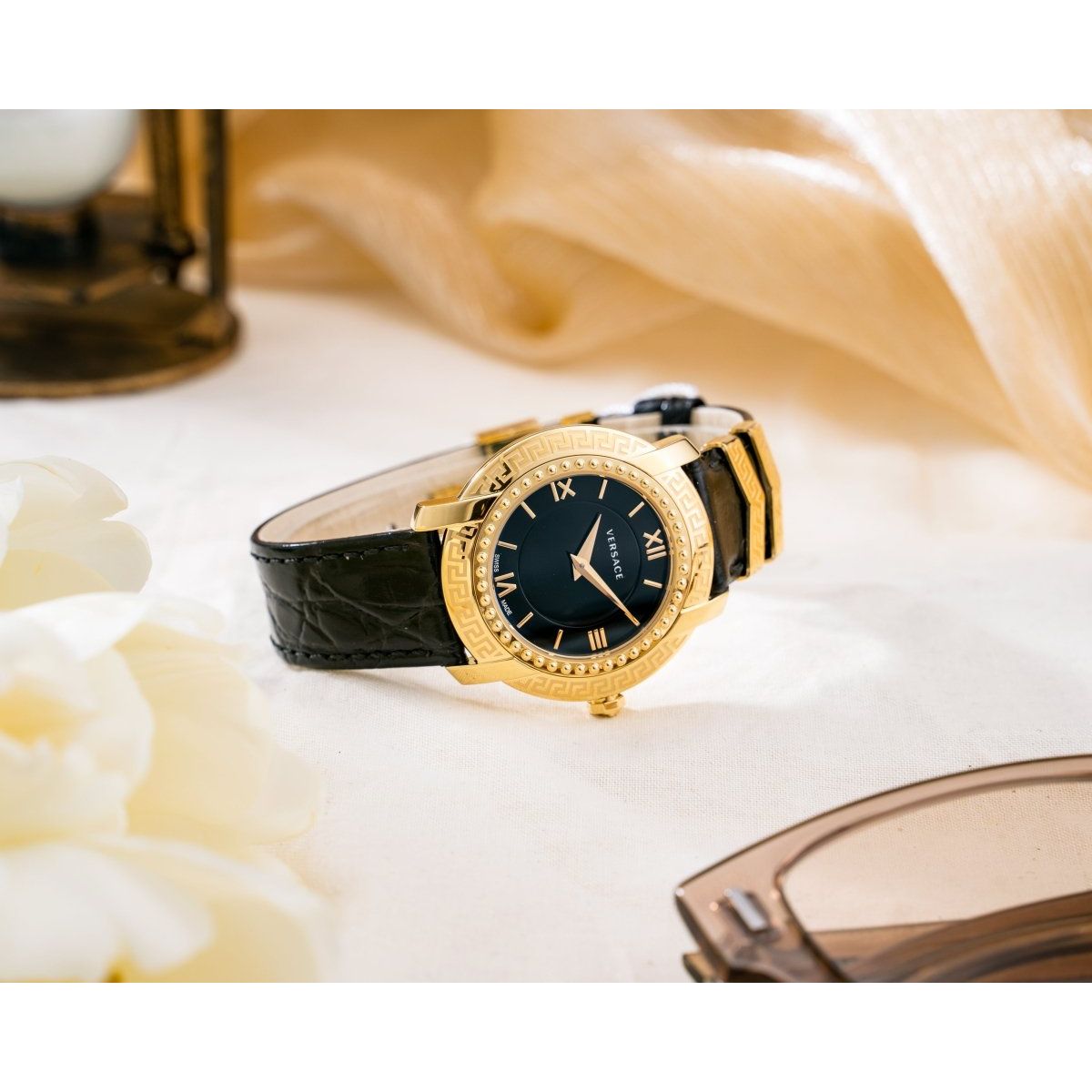 VERSACE Dv25 Round Women's Watch VAM030016 - WatchMatic