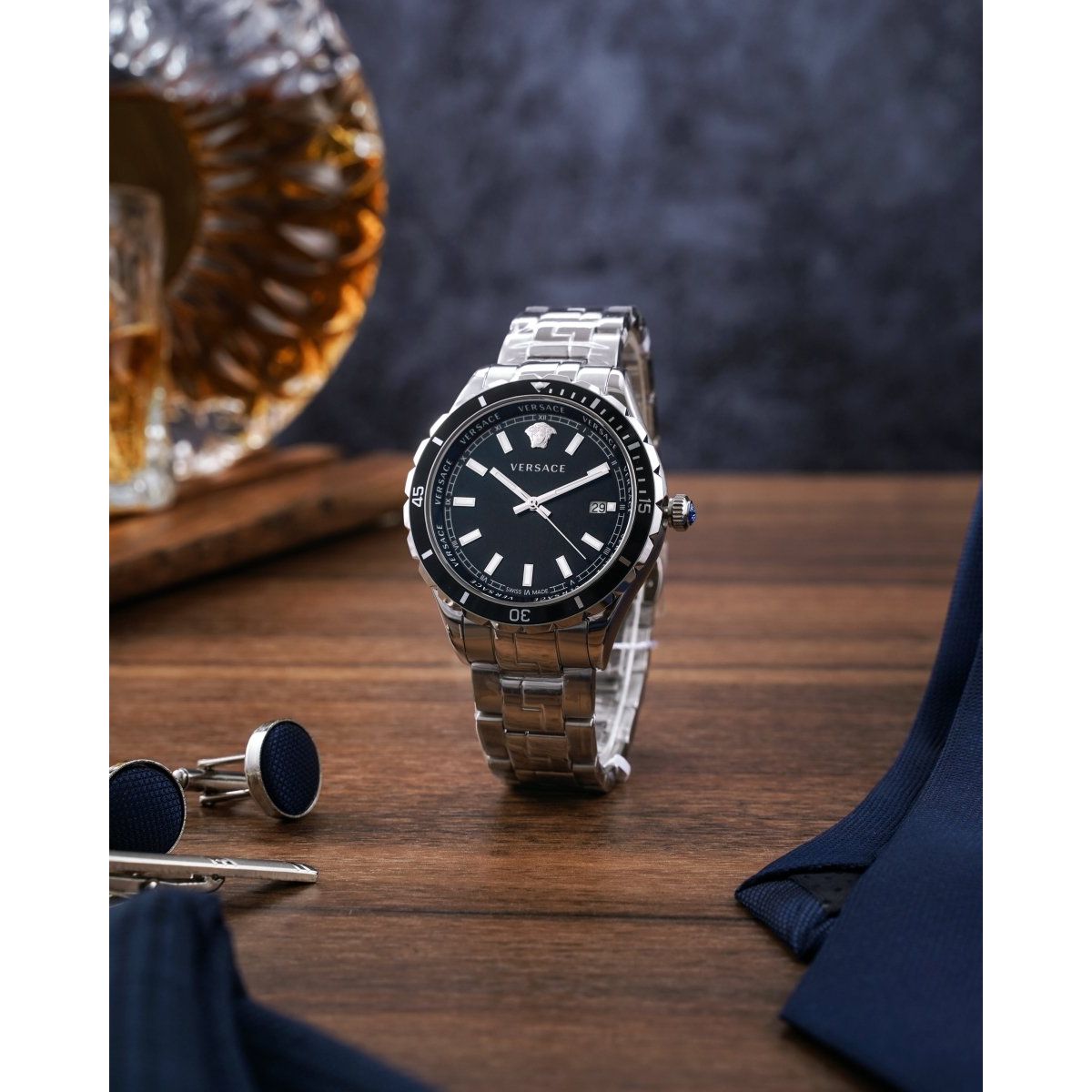 VERSACE Hellenyium Gent Men's Watch VE3A00520 - WatchMatic