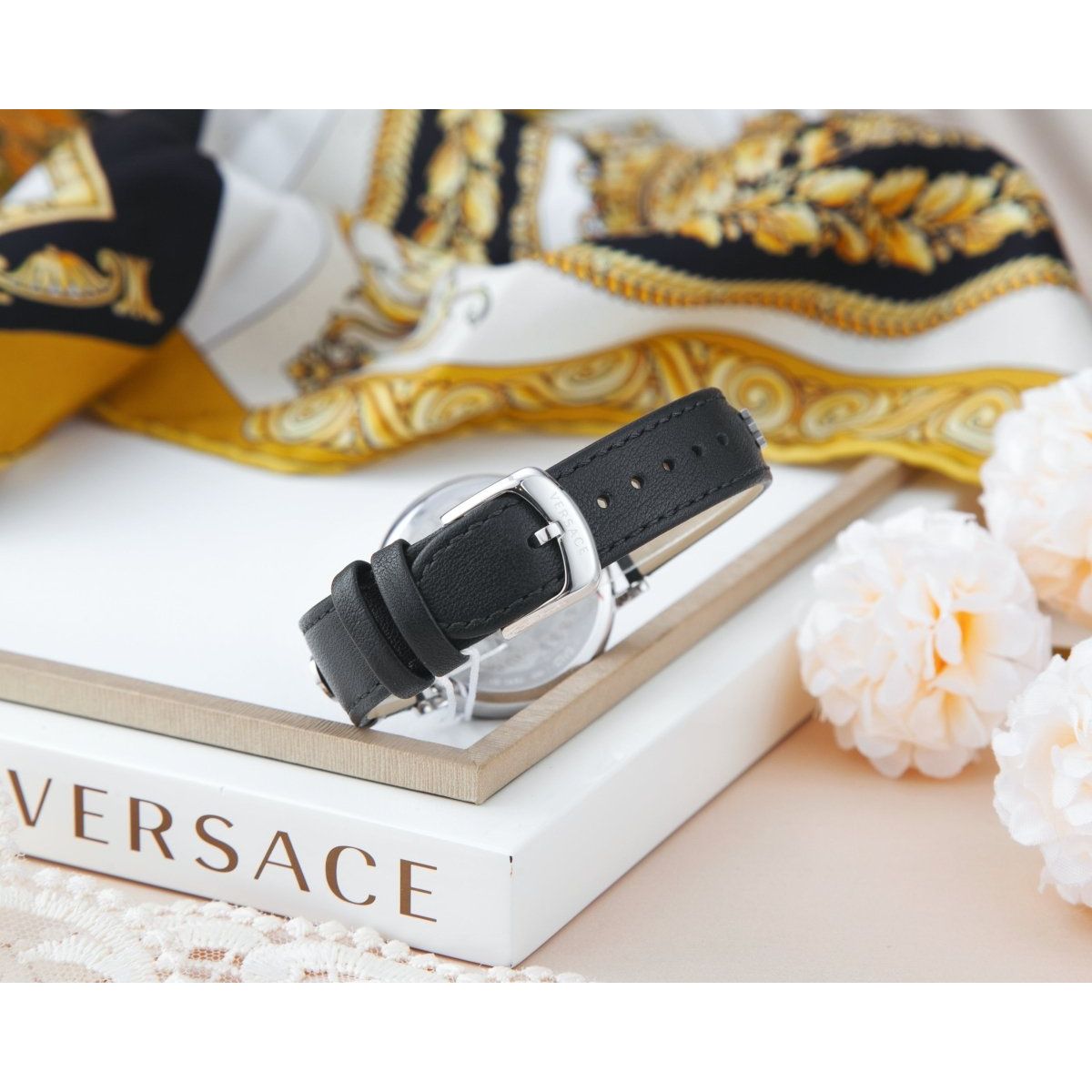 VERSACE V - Circle Women's Watch VE8104122 - WatchMatic