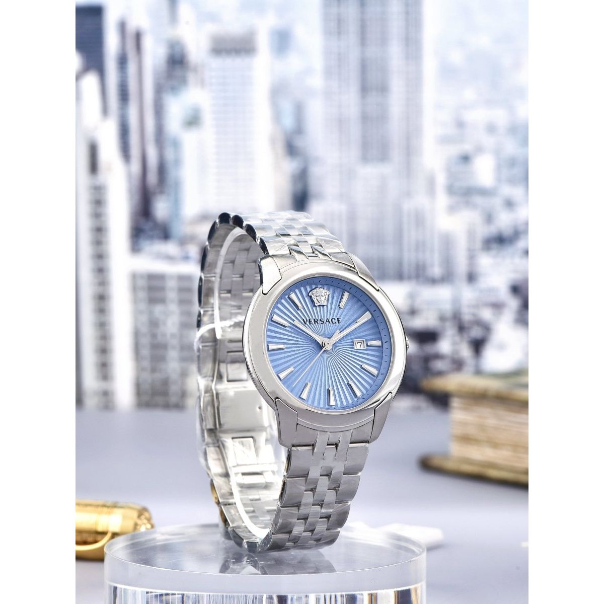 VERSACE V - Urban Women's Watch VELQ00419 - WatchMatic